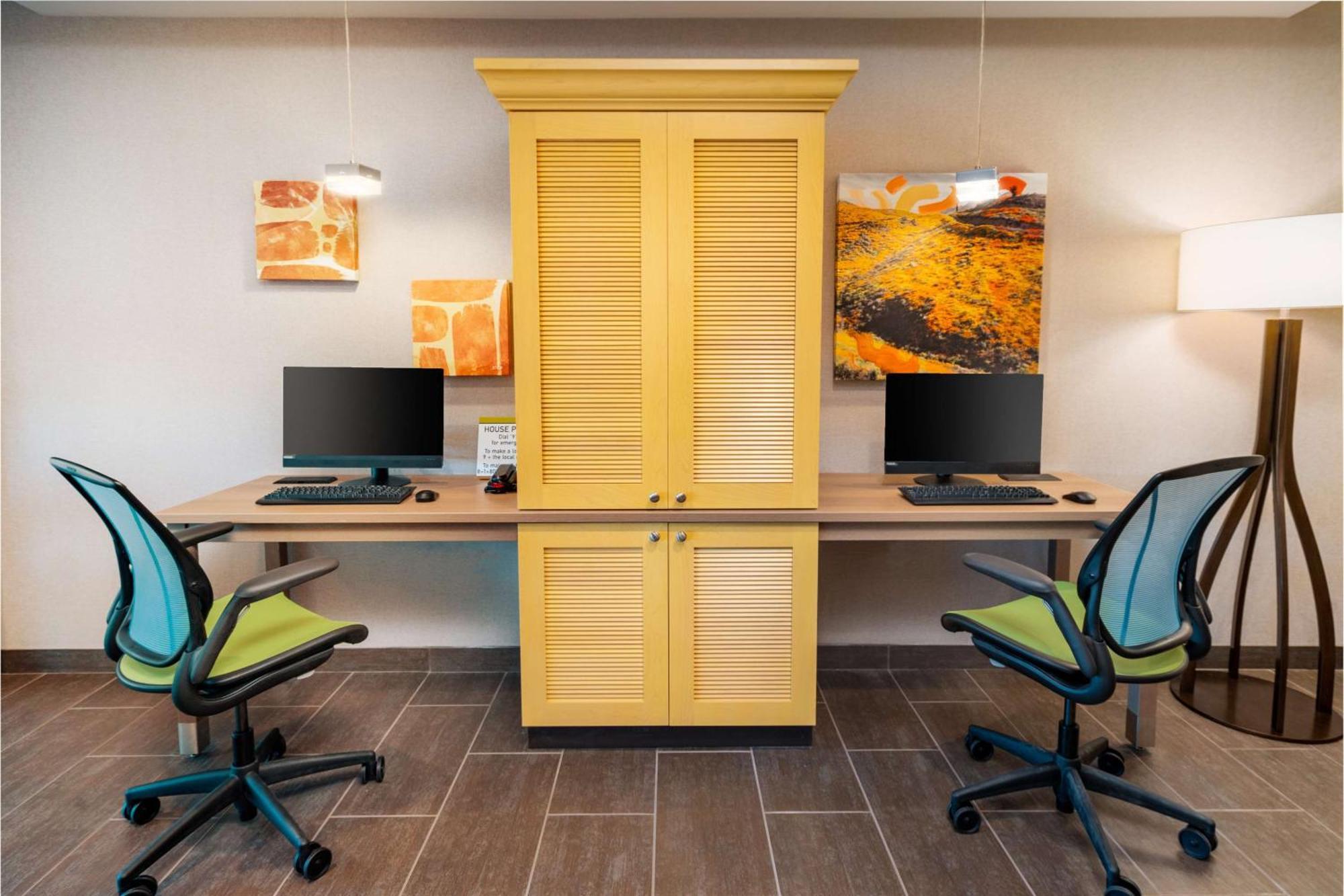 Home2 Suites Corona, Ca Dış mekan fotoğraf